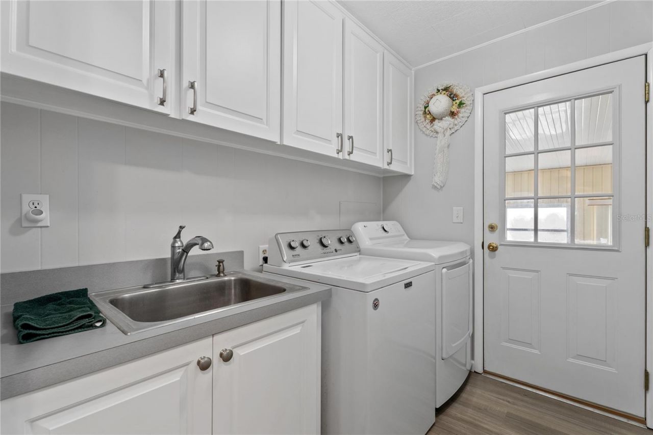 808 53rd Avenue E, Unit 18, Bradenton, FL 34203 Photo