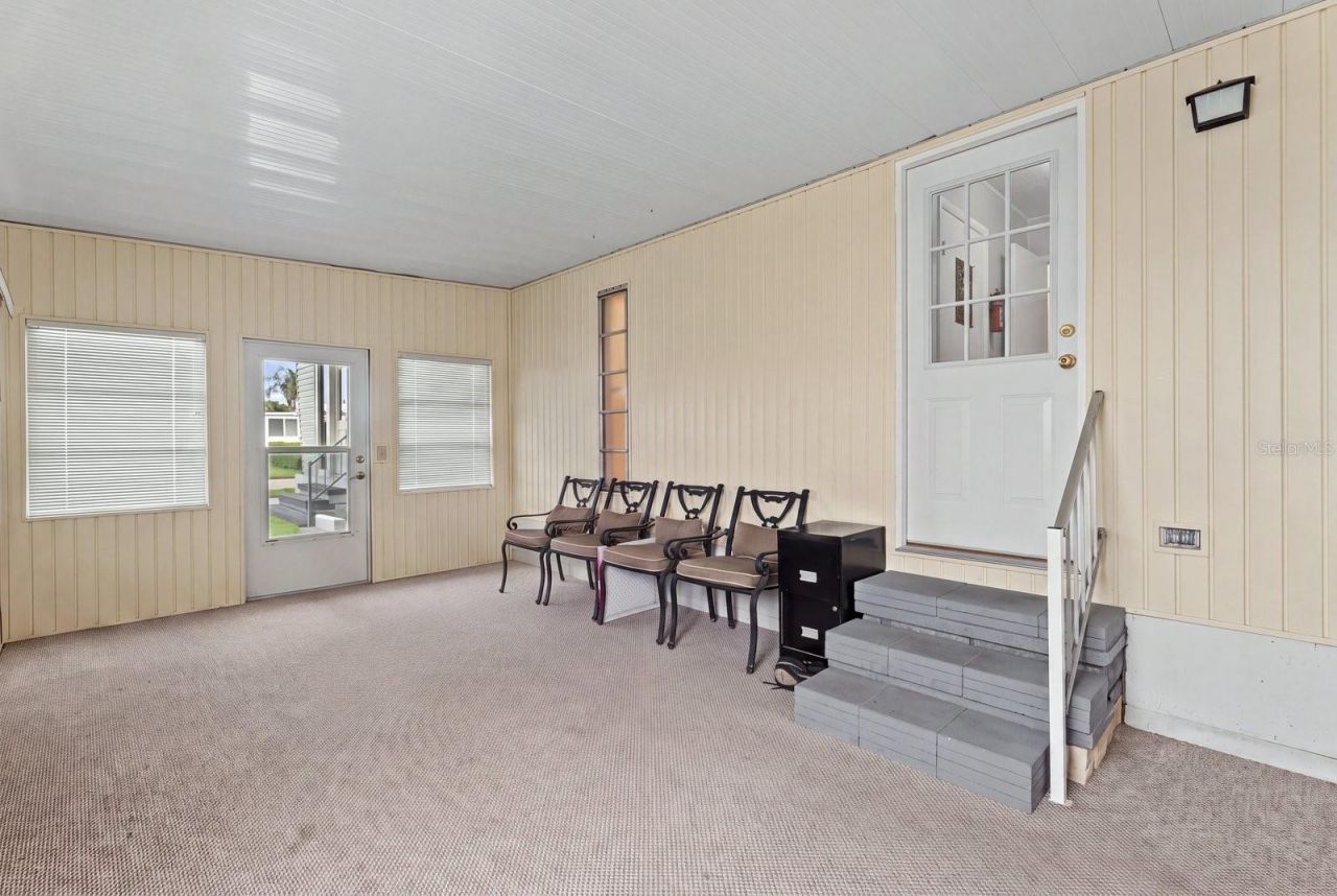808 53rd Avenue E, Unit 18, Bradenton, FL 34203 Photo
