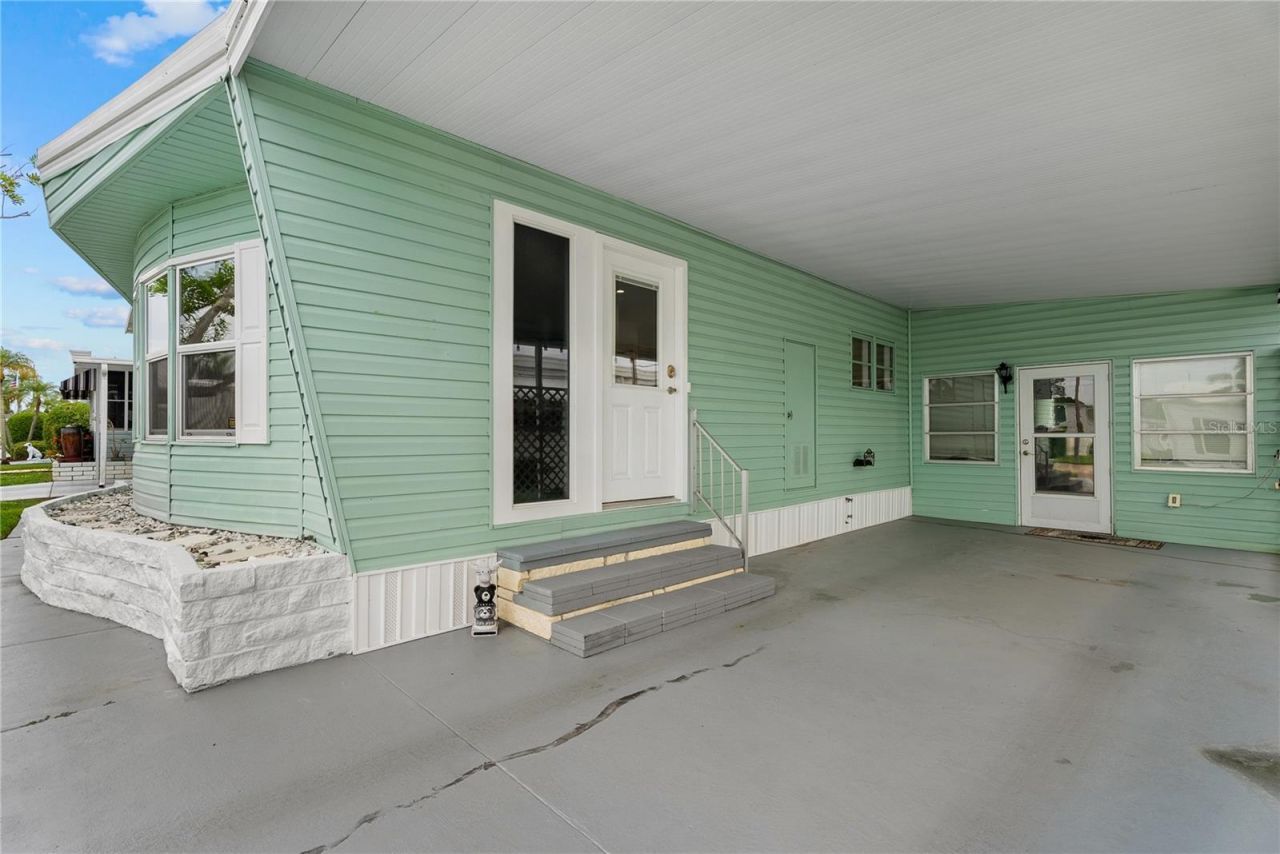 808 53rd Avenue E, Unit 18, Bradenton, FL 34203 Photo