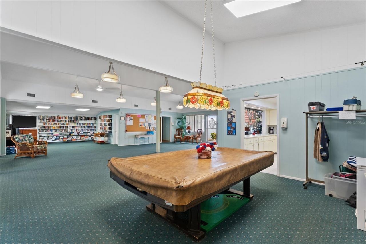 808 53rd Avenue E, Unit 18, Bradenton, FL 34203 Photo