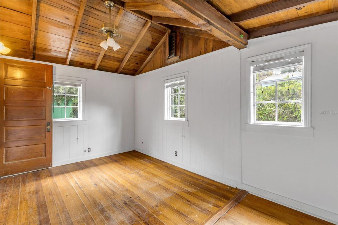 304 Flagler Avenue, New Smyrna Beach, FL 32169 Photo