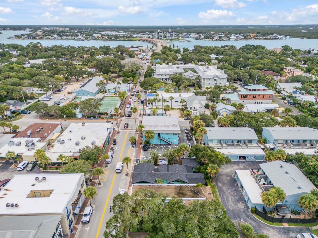 304 Flagler Avenue, New Smyrna Beach, FL 32169 Photo