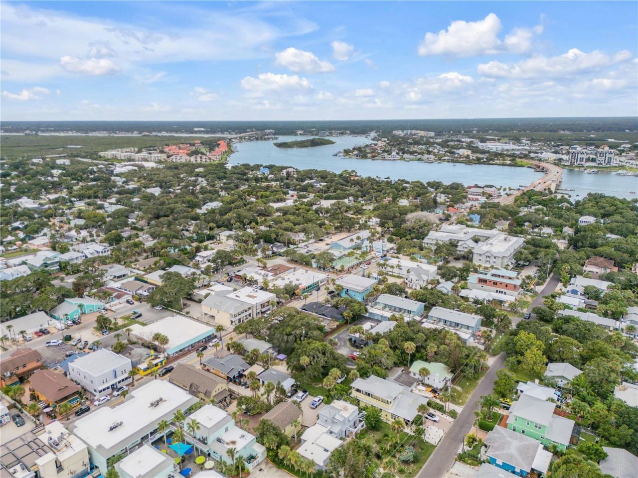 304 Flagler Avenue, New Smyrna Beach, FL 32169 Photo