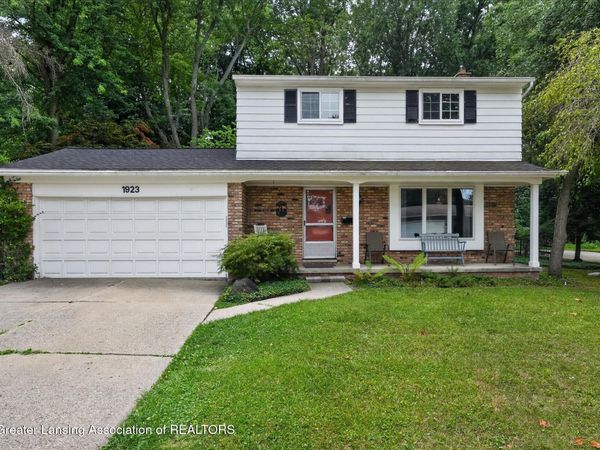1923 Peggy Street, Lansing, MI 48910