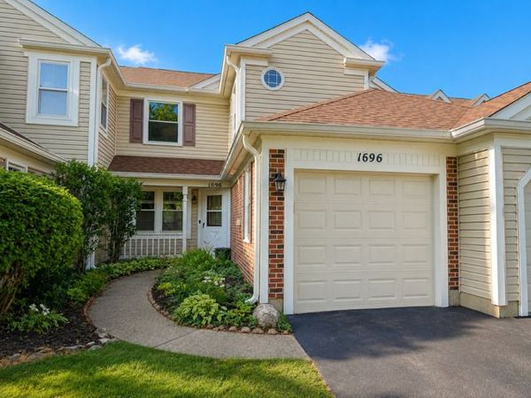 1696 Vermont Drive , Elk Grove Village, IL 60007