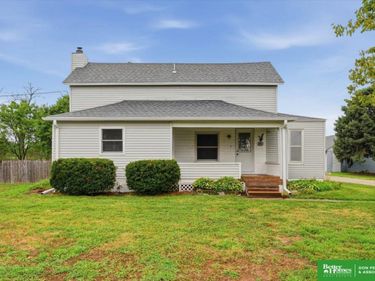 401 W Cloverly Road, Fremont, NE 68025