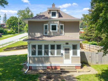 8004 N 31 Street, Omaha, NE 68112