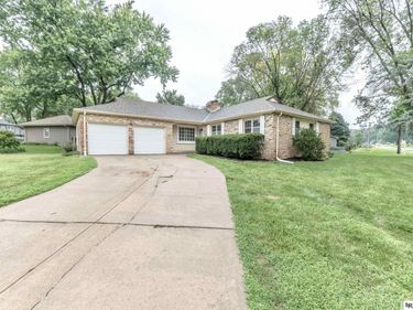 1806 Sherry Drive, Bellevue, NE 68005