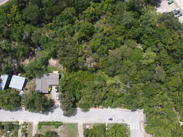 2502 Douglas ST, Austin, TX 78741