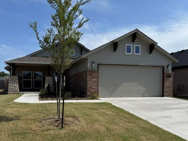 20091 Woodrock Street, Harrah, OK 73045