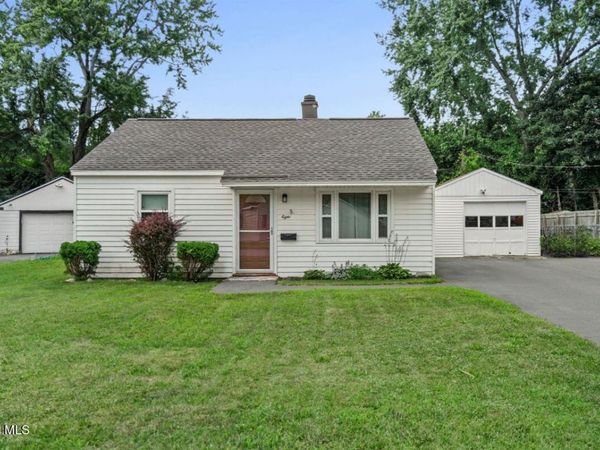 8 Mayhall Street, Albany, NY 12205