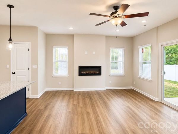 5941 Wallace Avenue, Charlotte, NC 28227