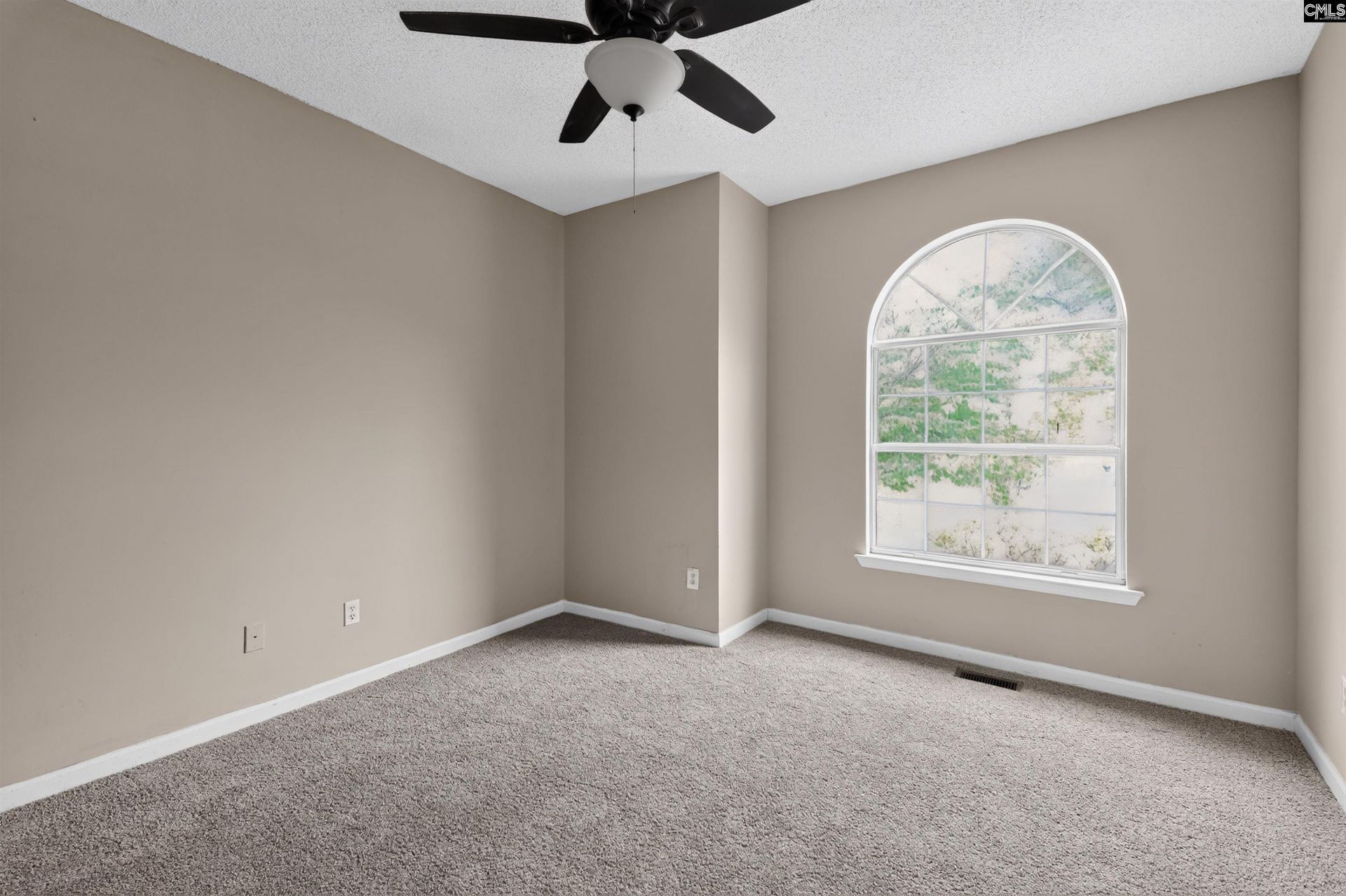 212 Carriage Oaks Drive  Photo 18