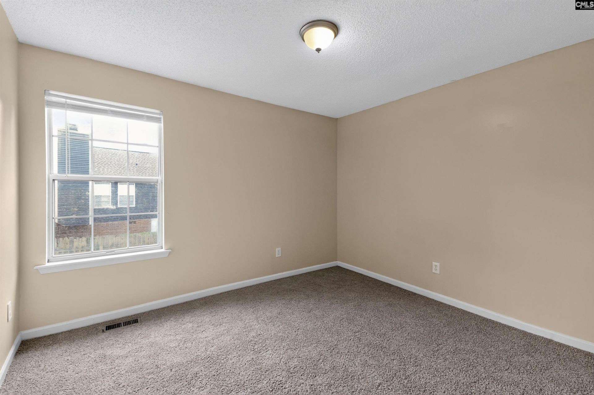 212 Carriage Oaks Drive  Photo 23