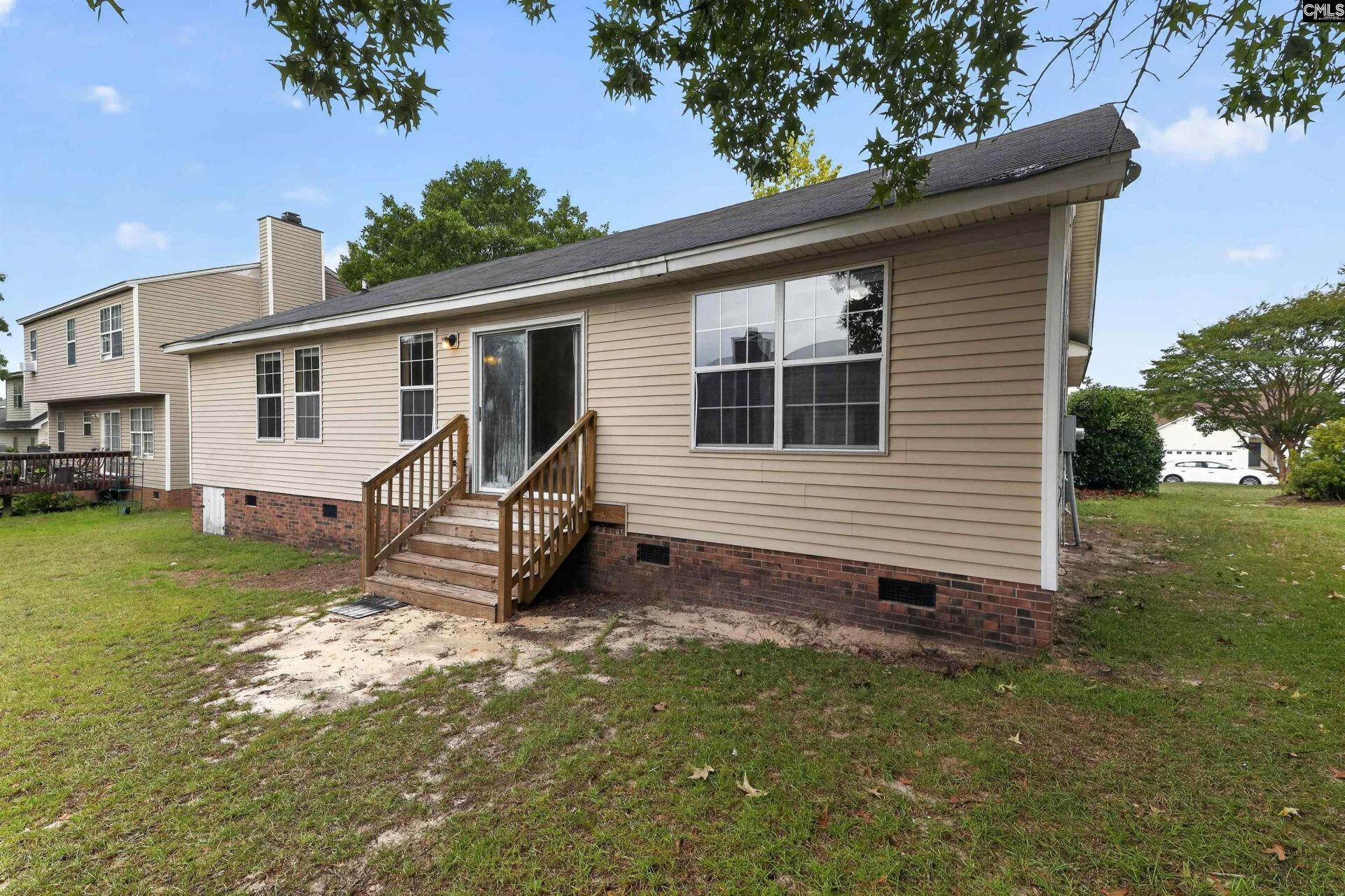 212 Carriage Oaks Drive  Photo 5
