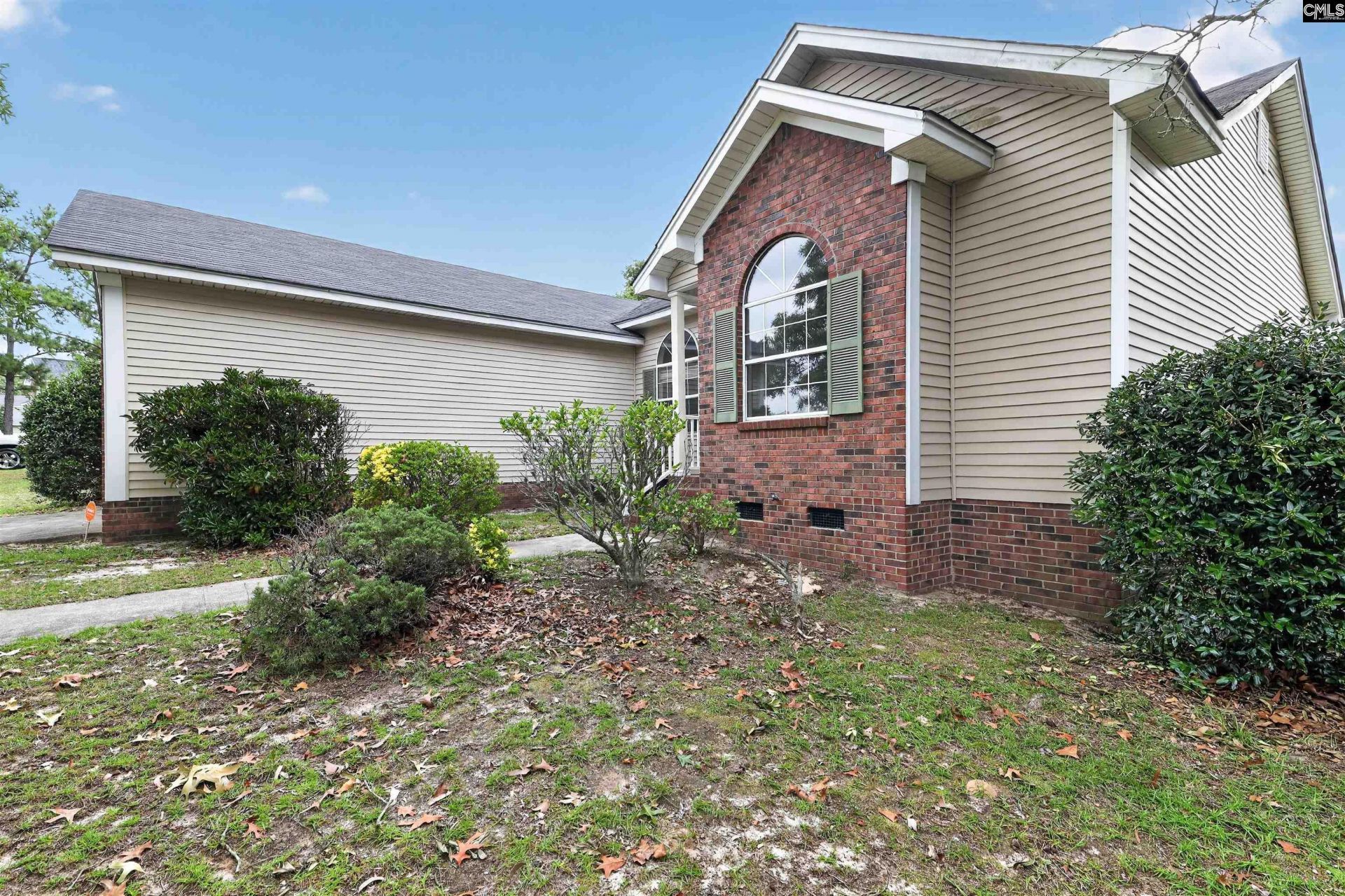 212 Carriage Oaks Drive  Photo 6