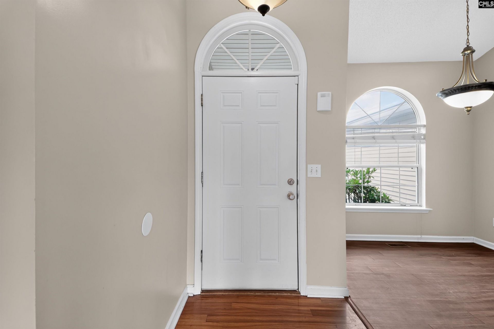 212 Carriage Oaks Drive  Photo 8