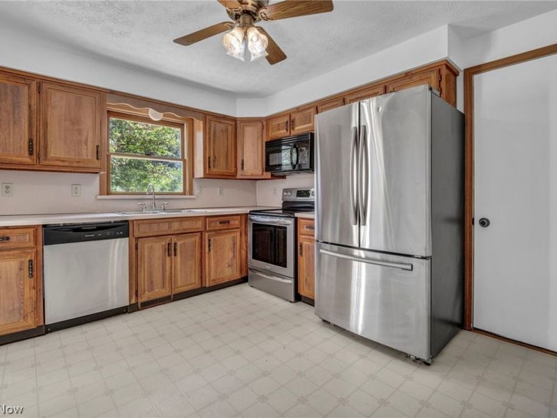 2642 Blake Road, Wadsworth, OH 44281 Photo 16