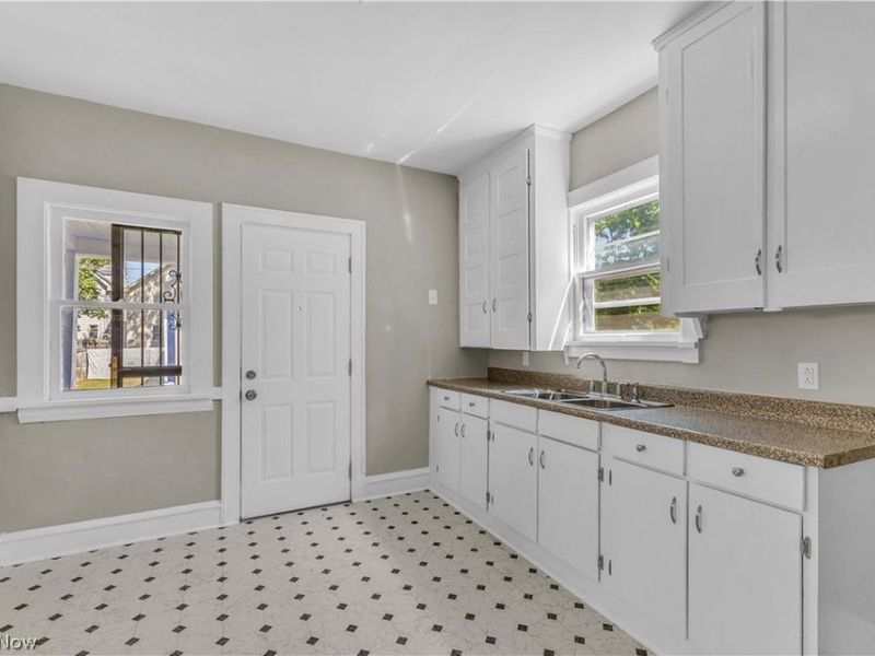 3201 E 121st Street, Cleveland, OH 44120 Photo 4