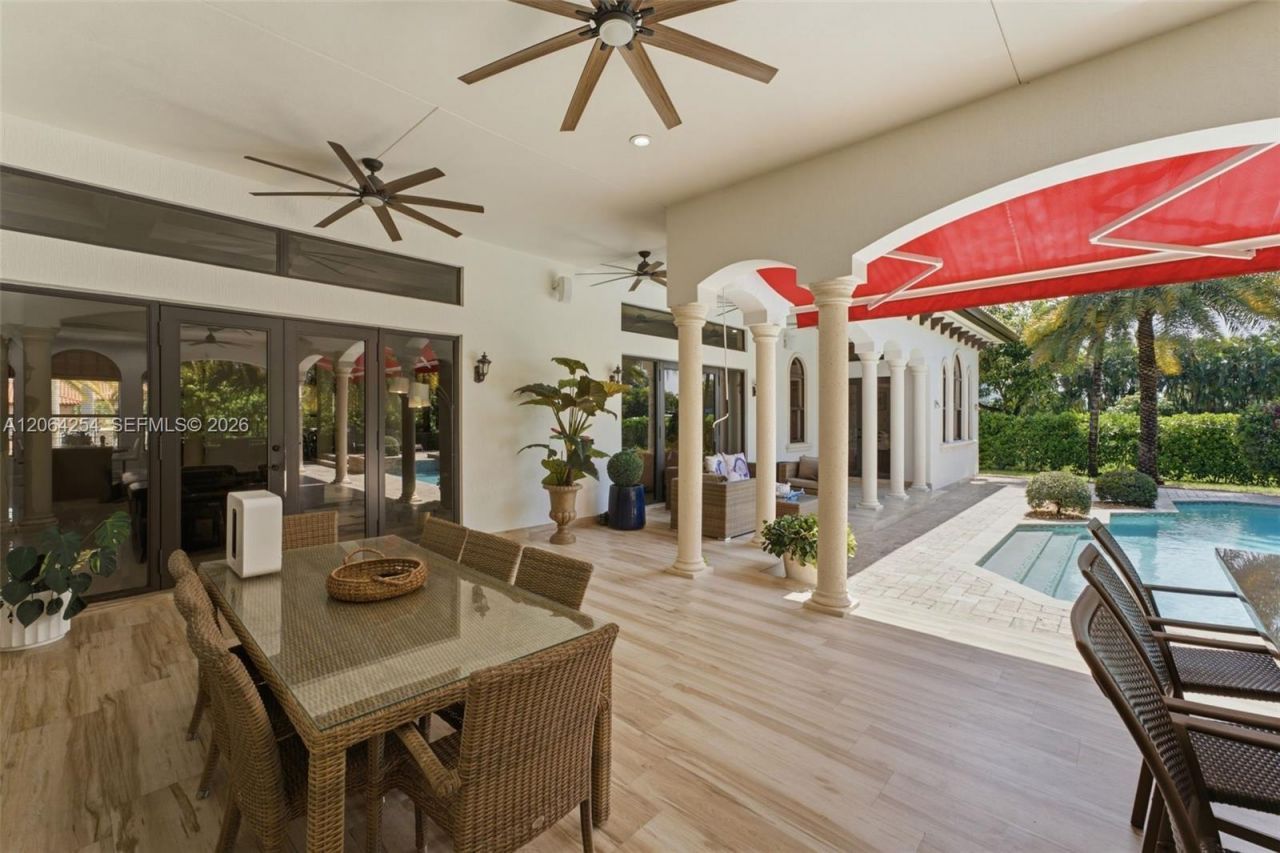 10181 NW 131st St, Hialeah Gardens, FL 33018 Photo