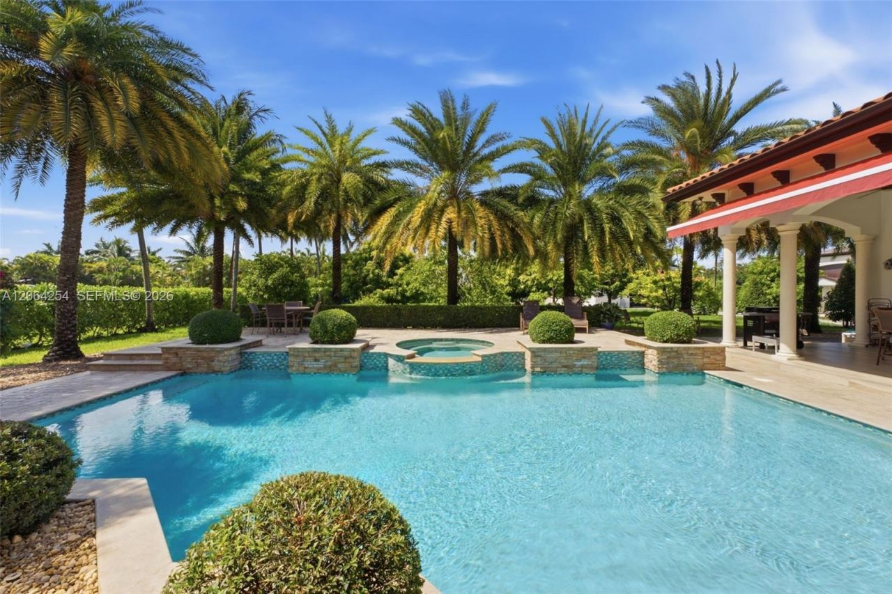 10181 NW 131st St, Hialeah Gardens, FL 33018 Photo