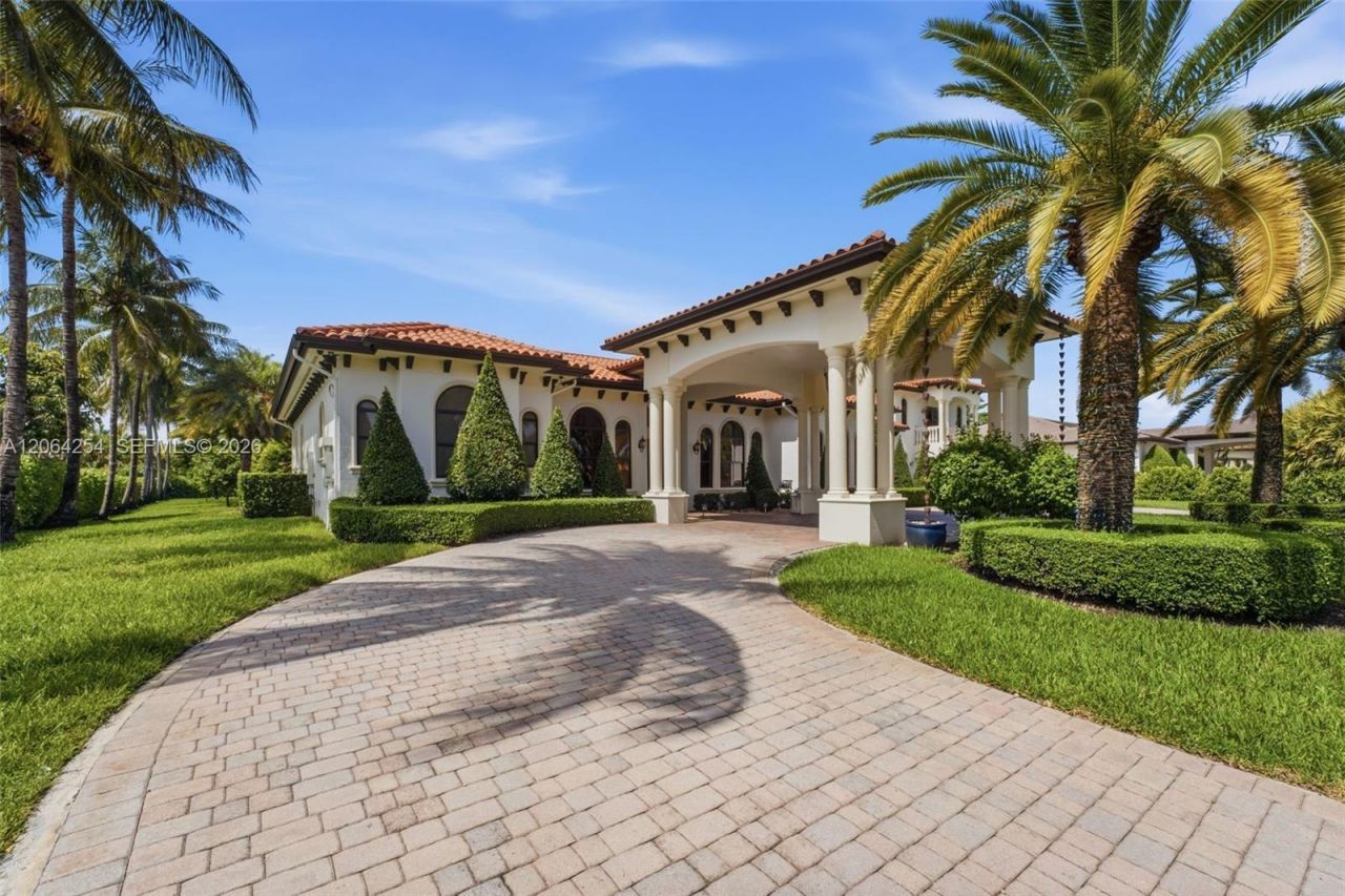 10181 NW 131st St, Hialeah Gardens, FL 33018 Photo