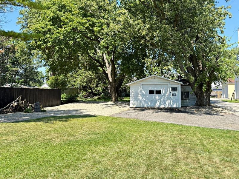 414 Hedges Street, Tiffin, OH 44883 Photo 32