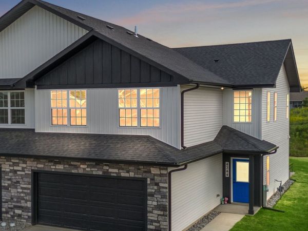 4295 W 77th Avenue , Merrillville, IN 46410