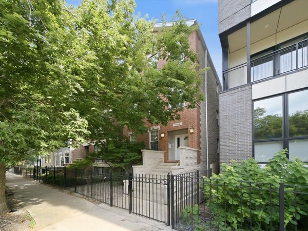 1457 W Fry Street , Unit 1, Chicago, IL 60642