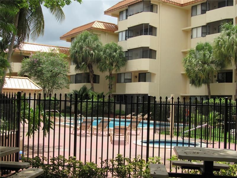 7451 NW 16th Street, Unit 104, Plantation, FL 33313 Photo
