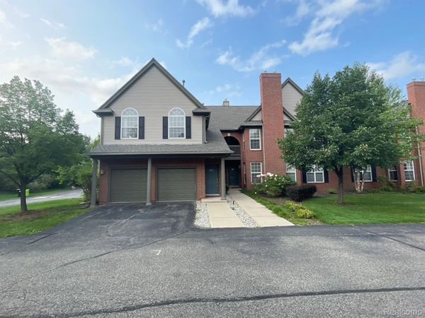 28373 CARLTON WAY Drive , Novi, Mi 48377