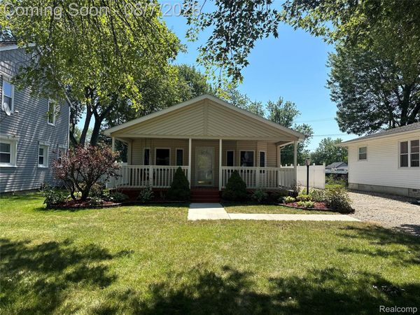 6036 Park Blvd , Berlin Township, Mi 48179
