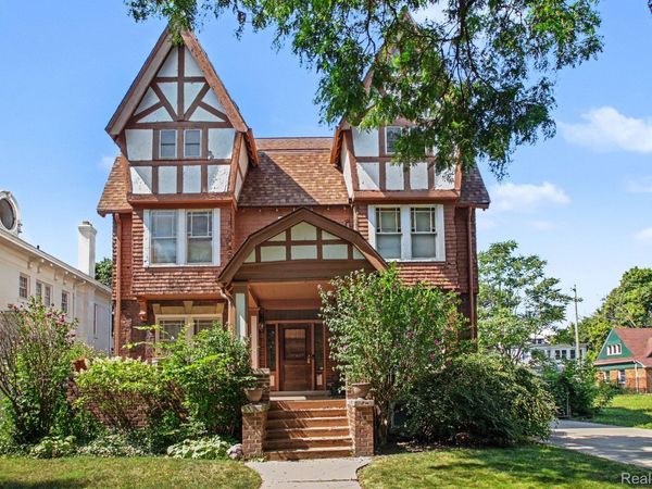 80 LONGFELLOW , Detroit, Mi 48202