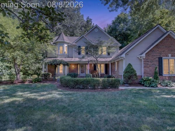 42151 Woodcreek Lane, Canton Township, Mi 48188
