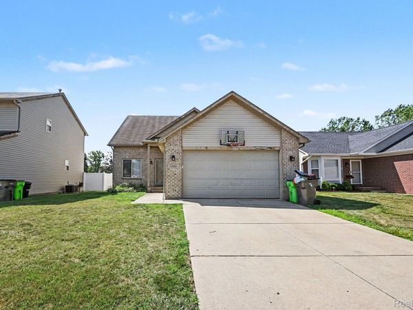 23332 Grandy Street, Clinton Township, Mi 48035