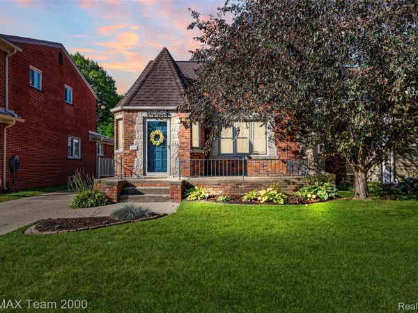 22501 Olmstead Street , Dearborn, Mi 48124