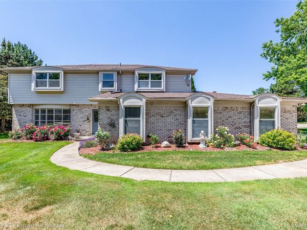 31259 Applewood Lane, Farmington Hills, Mi 48331