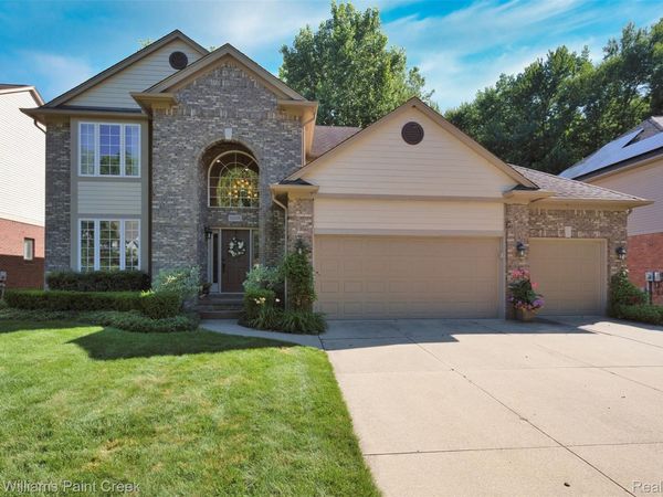 22296 Beech Knoll Drive , Macomb Township, Mi 48044