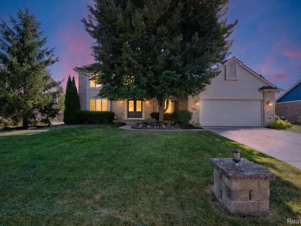 22649 Foxmoor Drive , Novi, Mi 48374