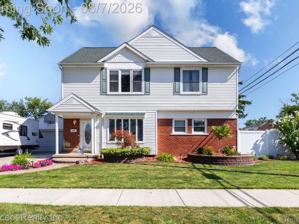 13644 Phelps Street, Southgate, Mi 48195