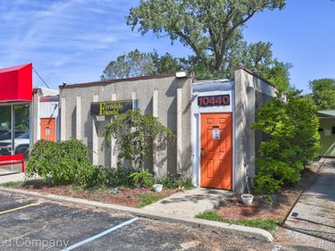 10440 W 9 Mile Road, Oak Park, Mi 48237