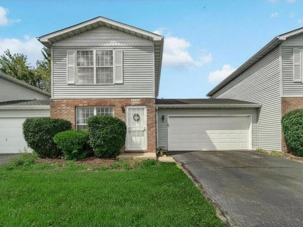 2444 W 63rd Avenue, Merrillville, IN 46410