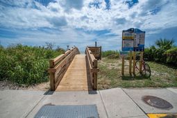 7500 N Ocean Blvd. photo 4