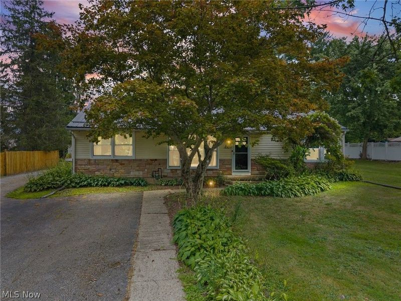 14421 Garden Street, Burton, OH 44021 Photo 1