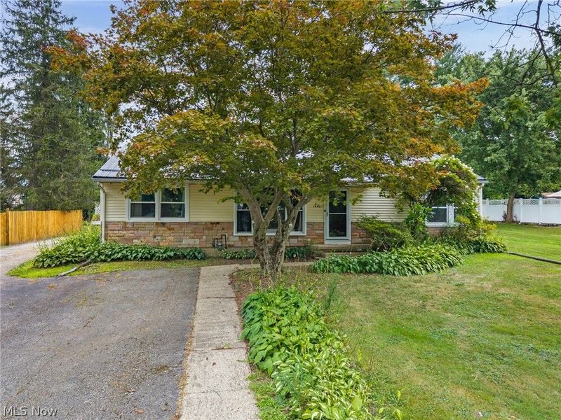 14421 Garden Street, Burton, OH 44021 Photo 2