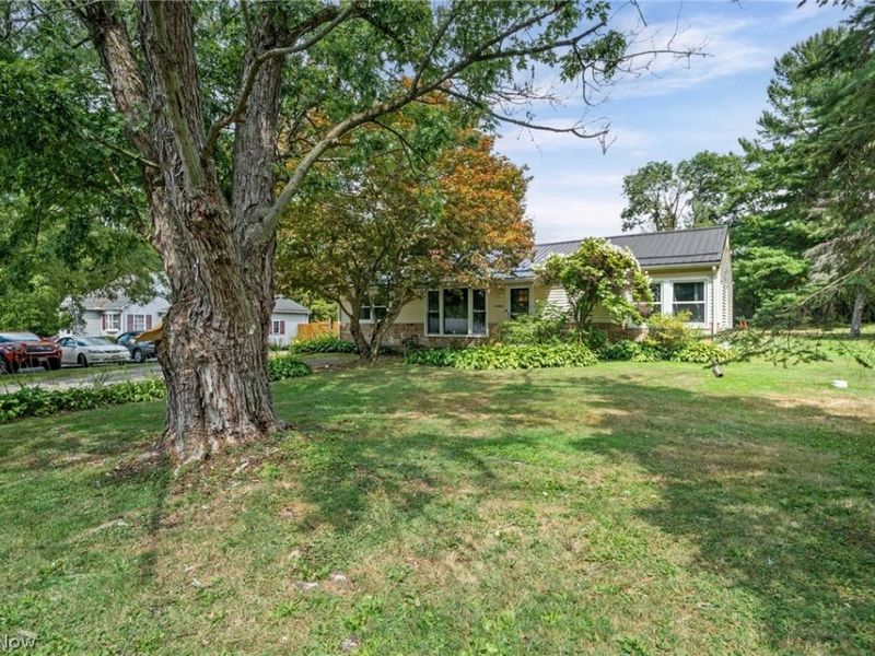 14421 Garden Street, Burton, OH 44021 Photo 4