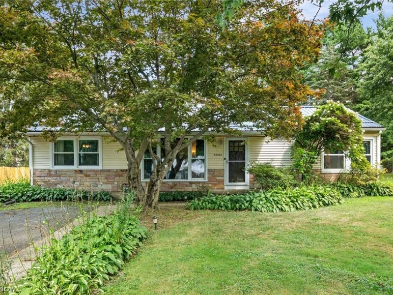 14421 Garden Street, Burton, OH 44021 Photo 6
