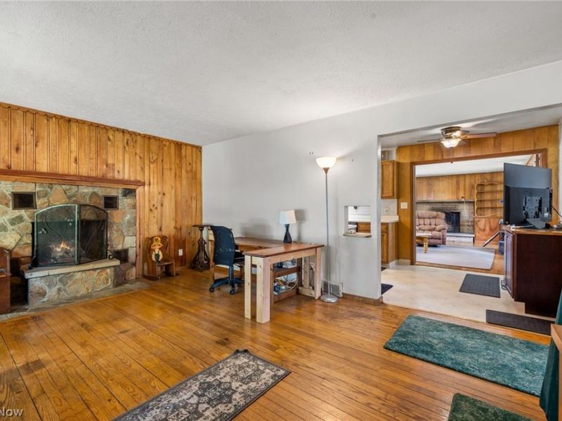 14421 Garden Street, Burton, OH 44021 Photo 8