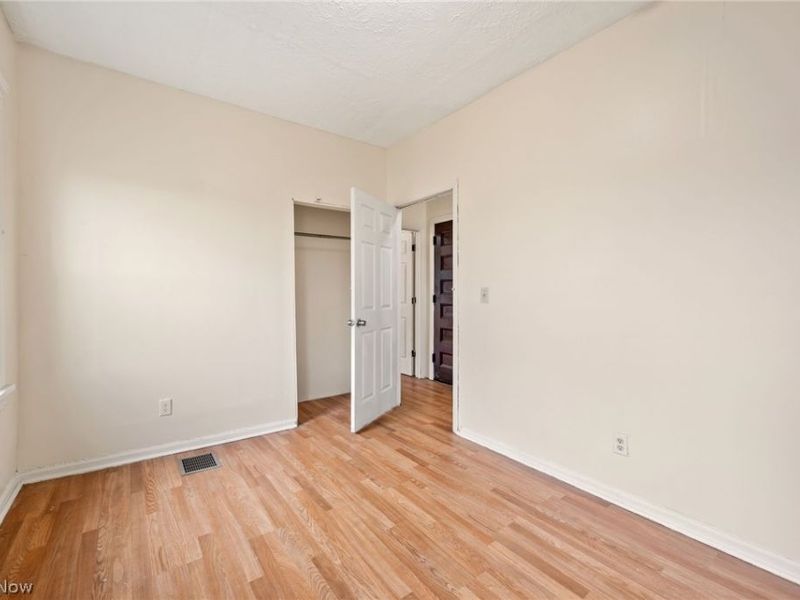 3408 Riverside Avenue, Cleveland, OH 44109 Photo 10