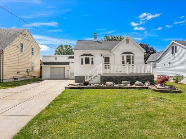29 Lenox Street , Buffalo, NY 14224